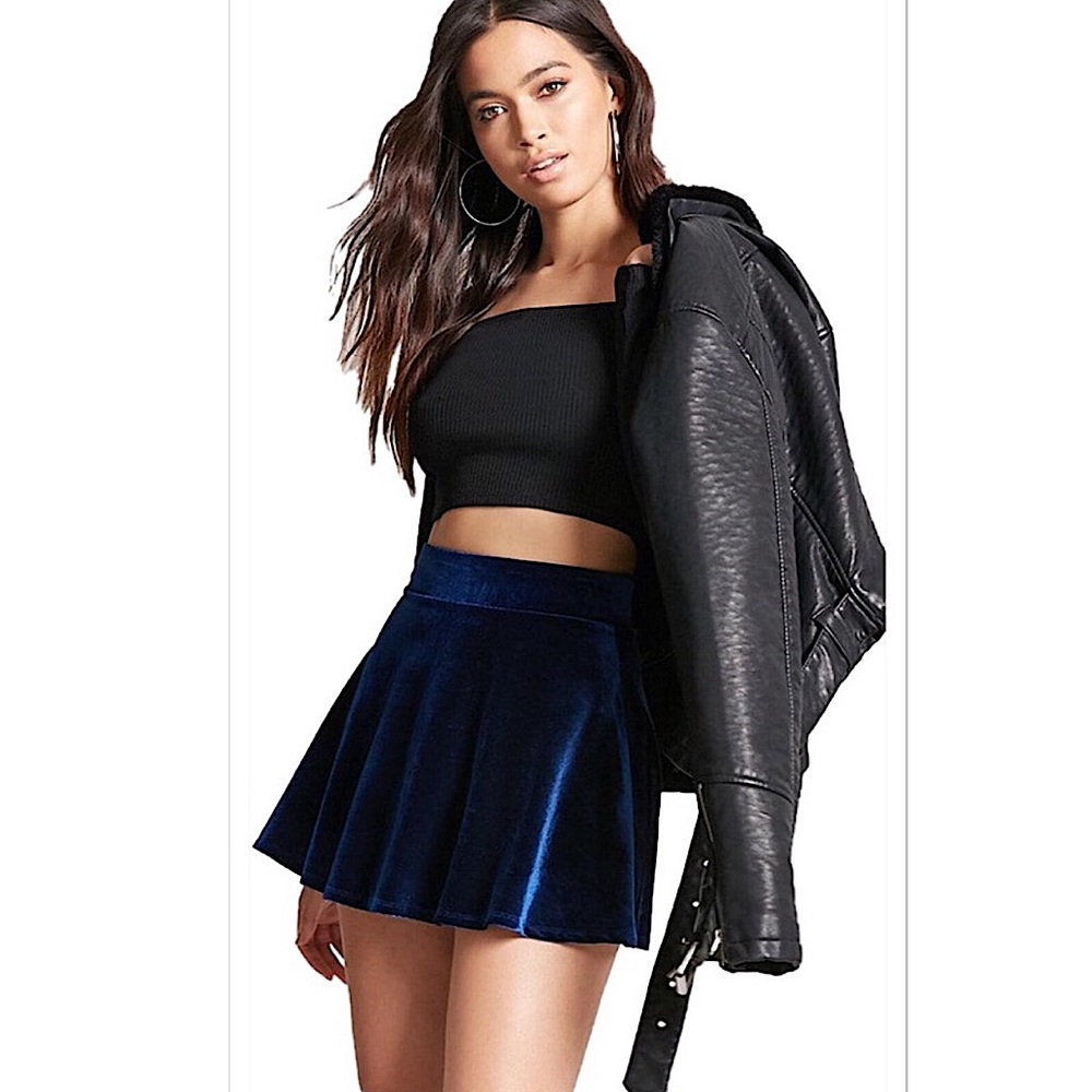 Forever 21 Navy Blue Velvet Pleated Mini Skirt